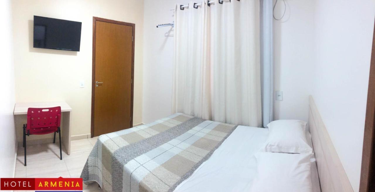 Hotel Armenia Cascavel  Extérieur photo